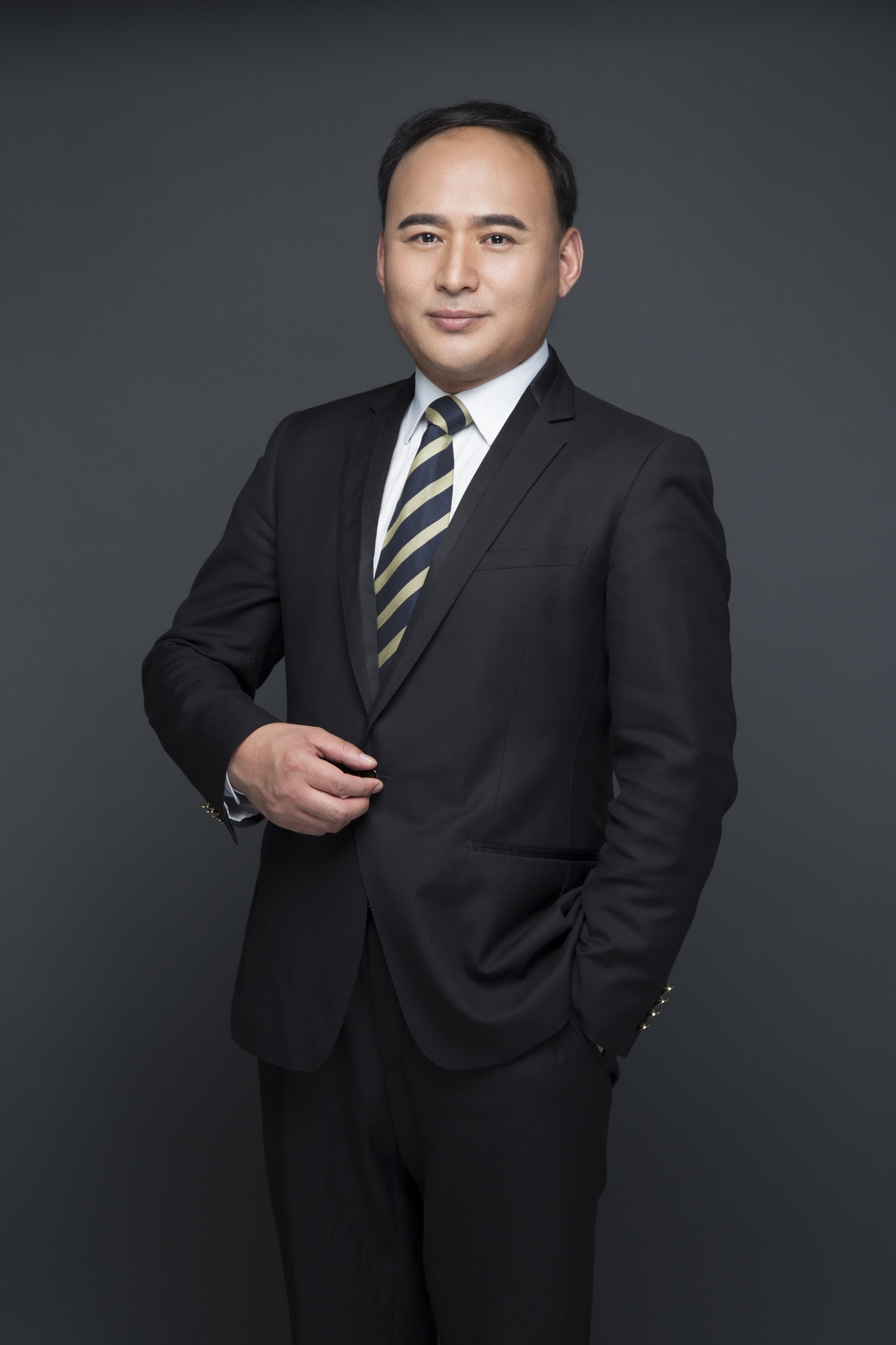 吴沙 视觉与舞美负责人